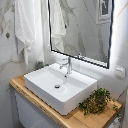 Daire Maison Proxenou - Luxury By The Sea *